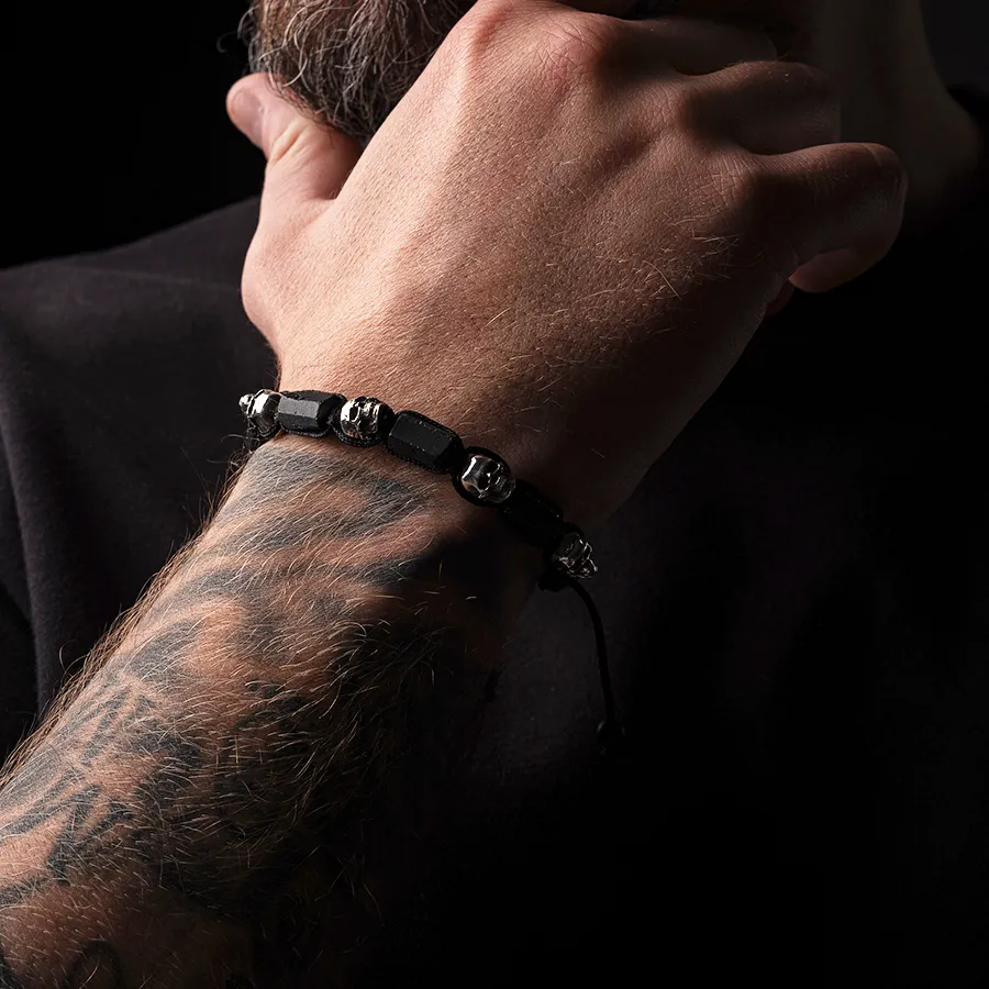 картинка Мужской браслет шамбала Шерл череп от магазина Beadsbrand