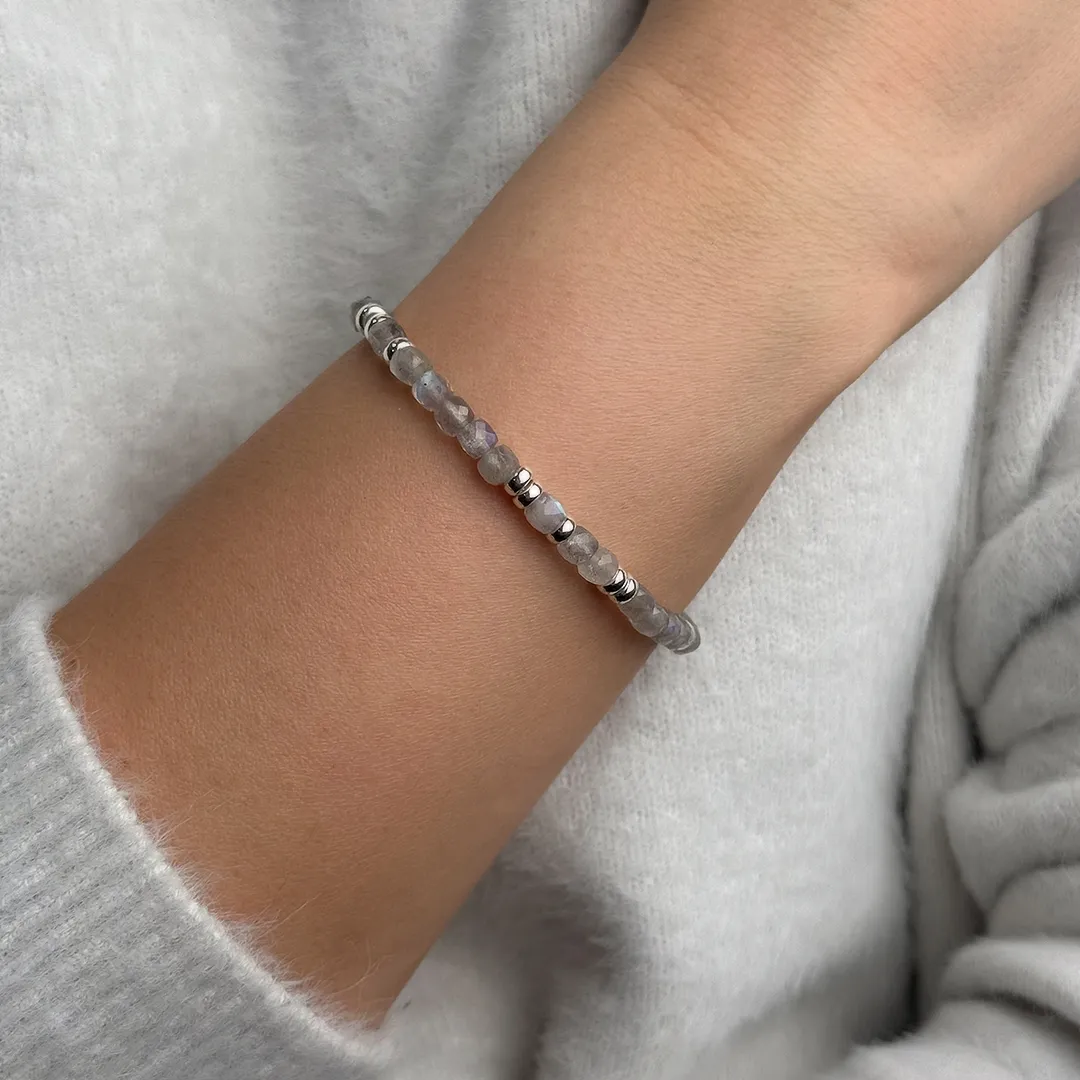 картинка Женский браслет Рак от магазина Beadsbrand