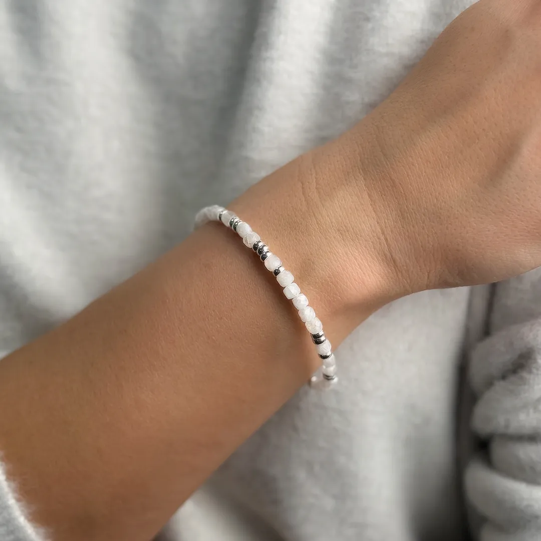 картинка Женский браслет Рыбы от магазина Beadsbrand