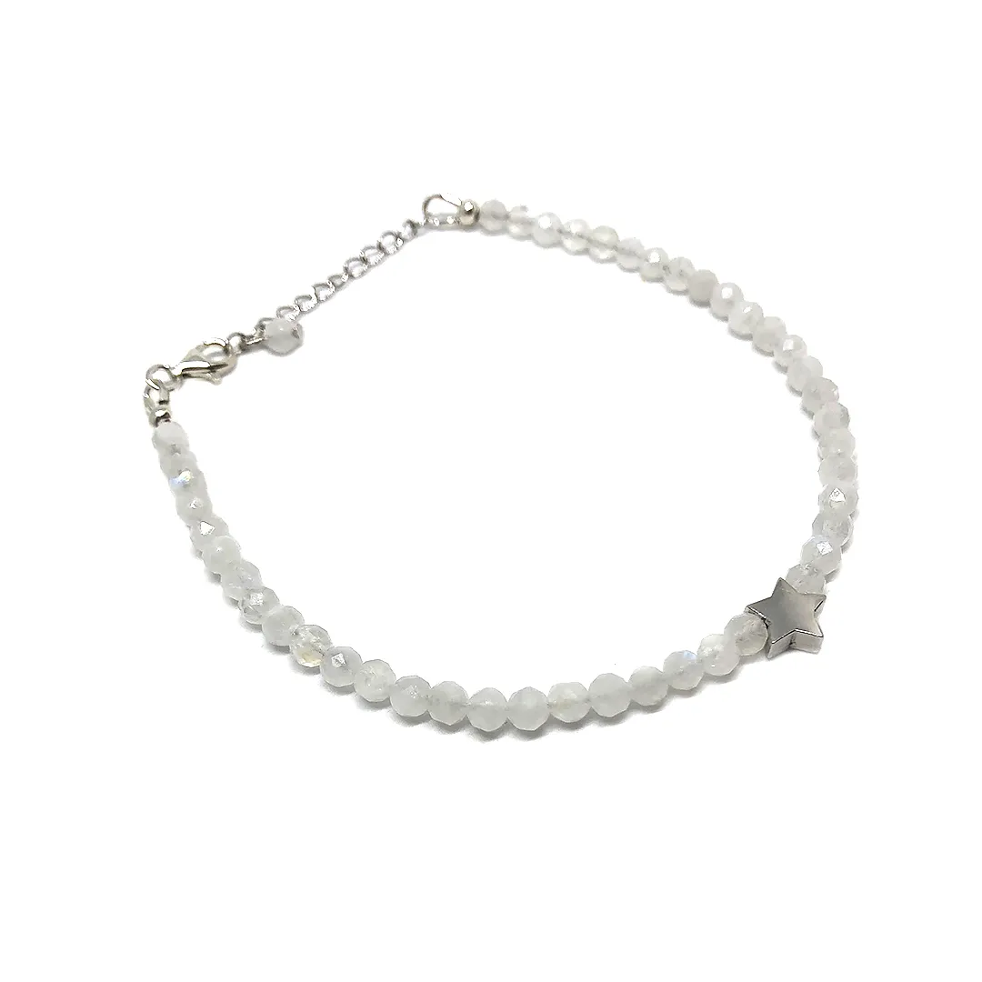 картинка Женский браслет из лунного камня Звезда от магазина Beadsbrand