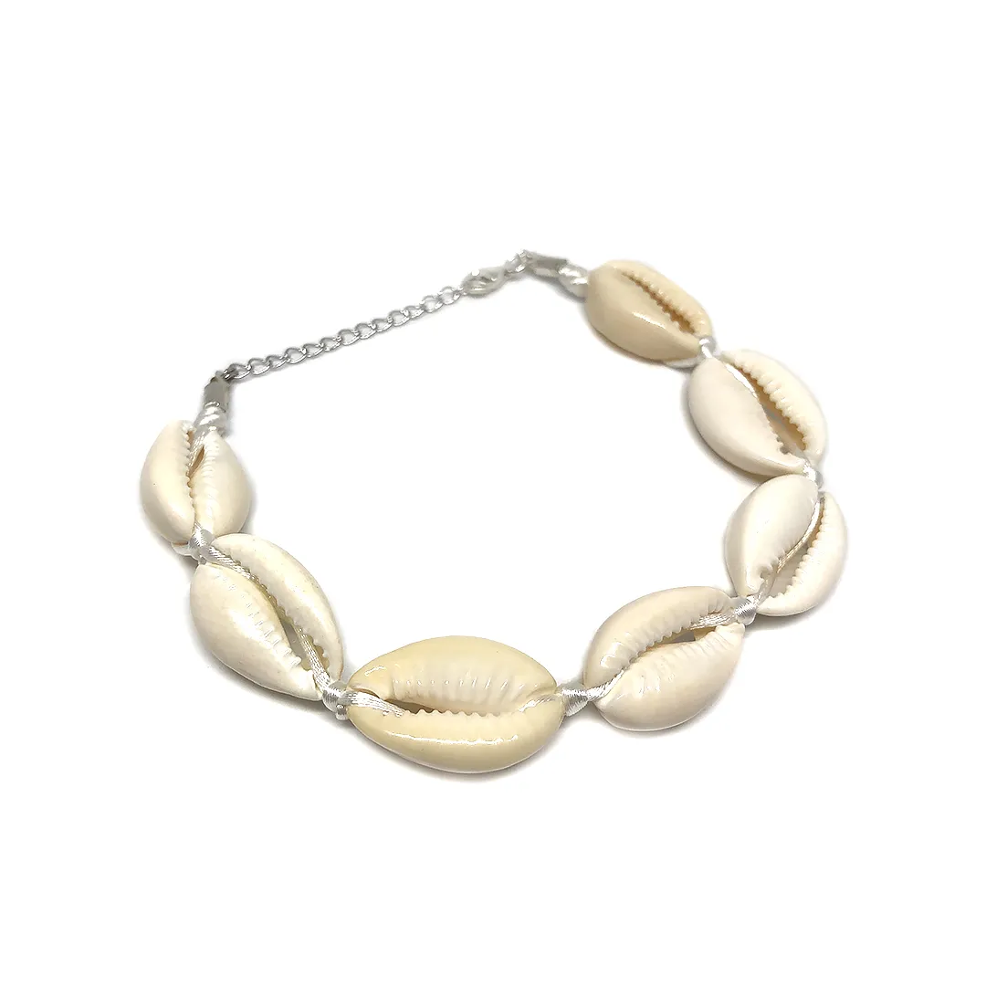 картинка Женский браслет из ракушек Каури от магазина Beadsbrand
