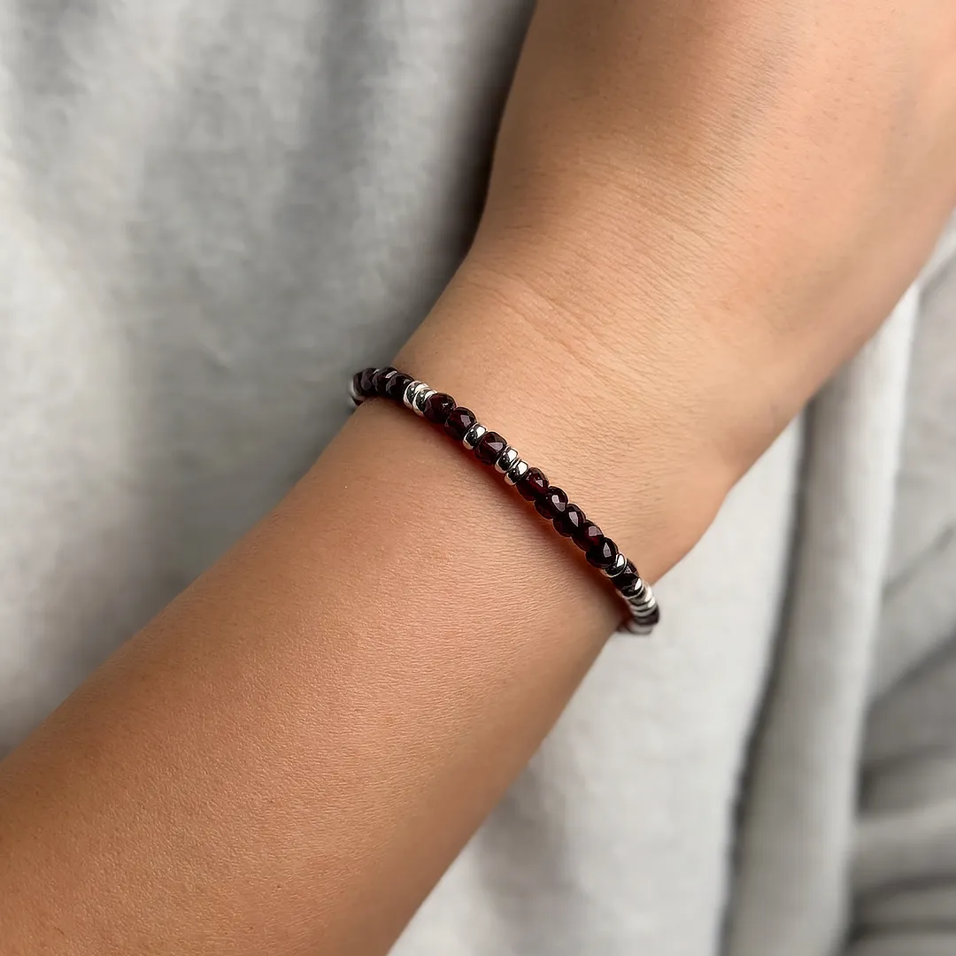 картинка Женский браслет Козерог от магазина Beadsbrand