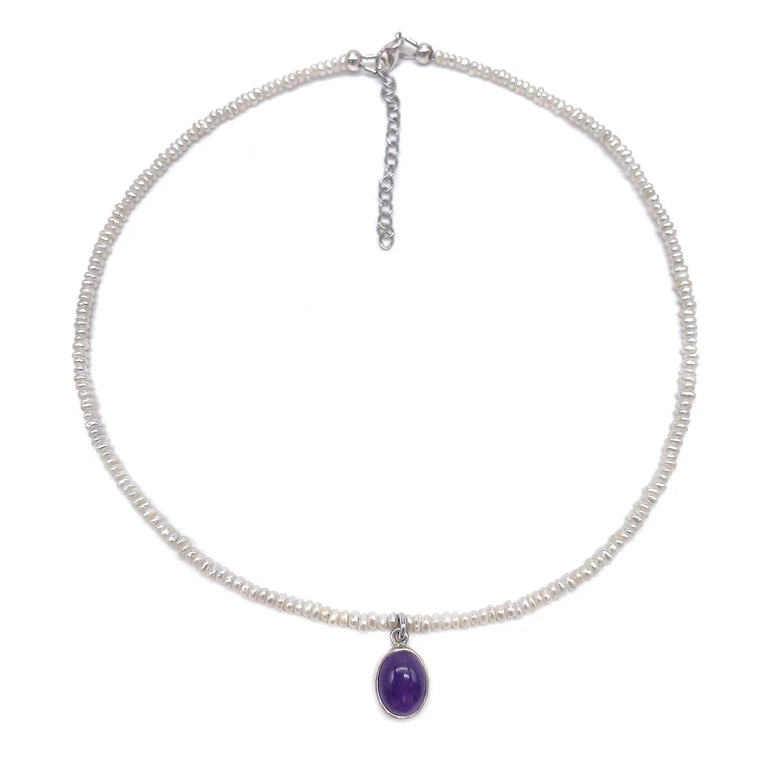 картинка Женский чокер из жемчуга с кулоном Аметист от магазина Beadsbrand