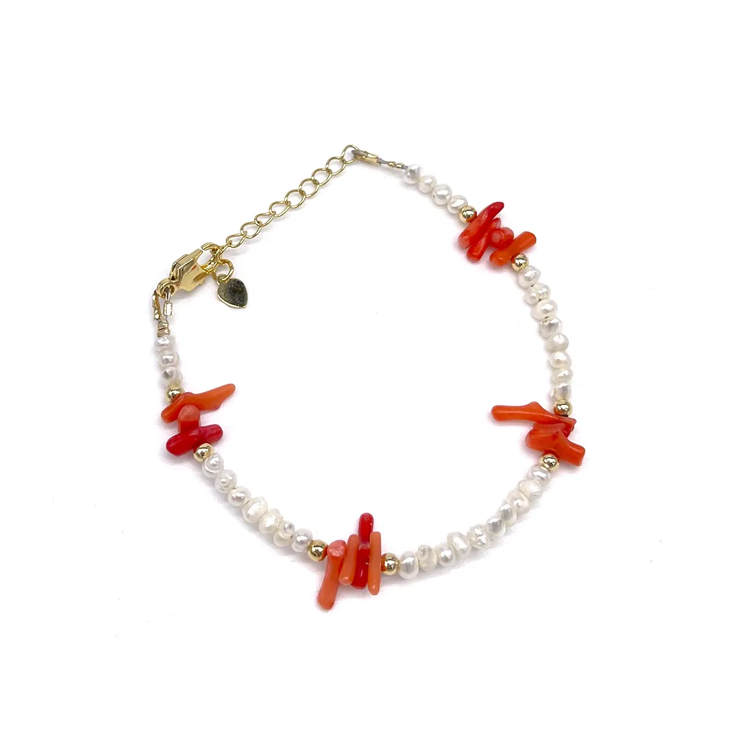 картинка Женский браслет с жемчугом и кораллом от магазина Beadsbrand