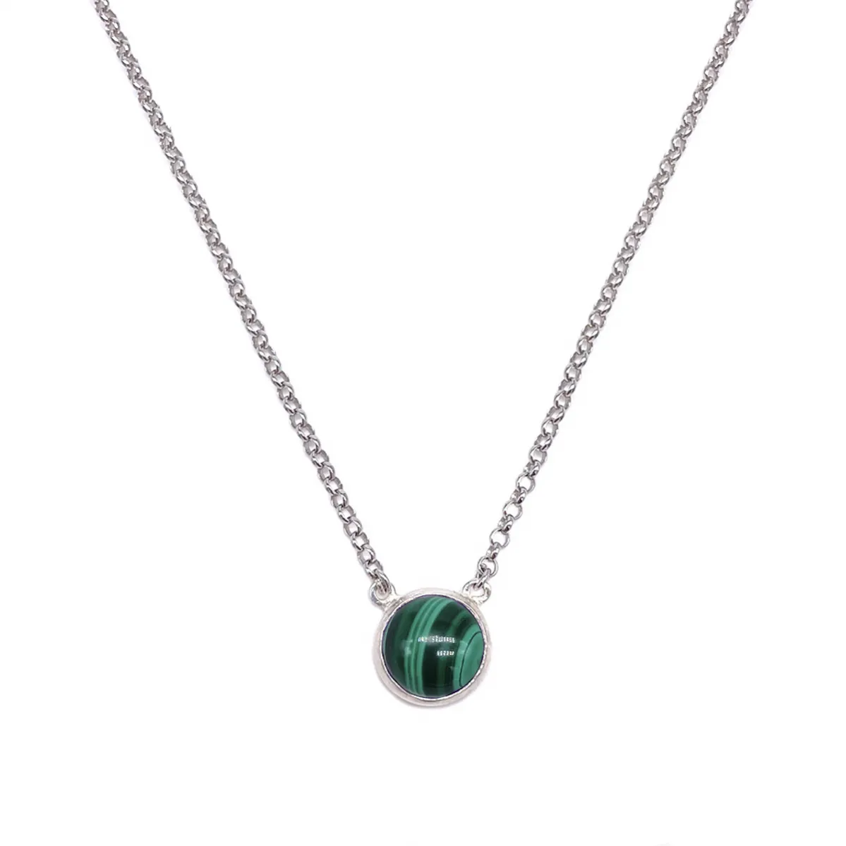 картинка Женская подвеска из малахита от магазина Beadsbrand