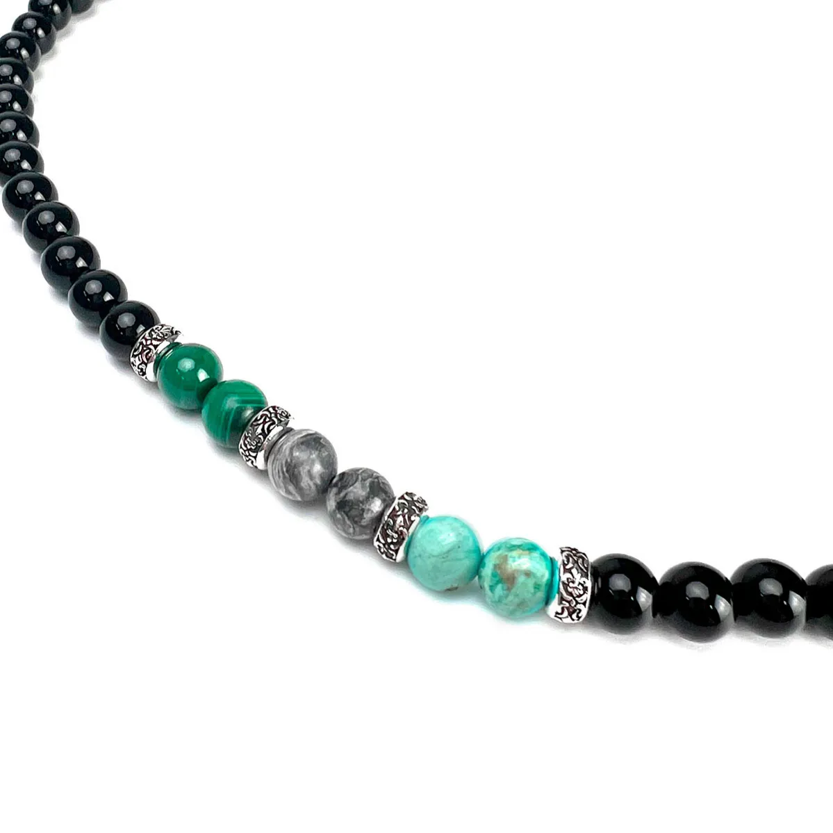 картинка Мужские бусы Телец от магазина Beadsbrand