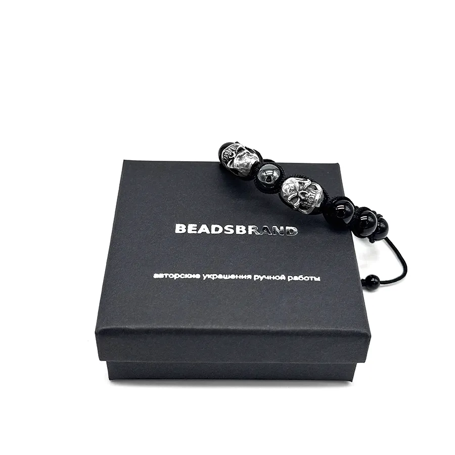 картинка Мужской браслет с черепами Агат и Гематит от магазина Beadsbrand