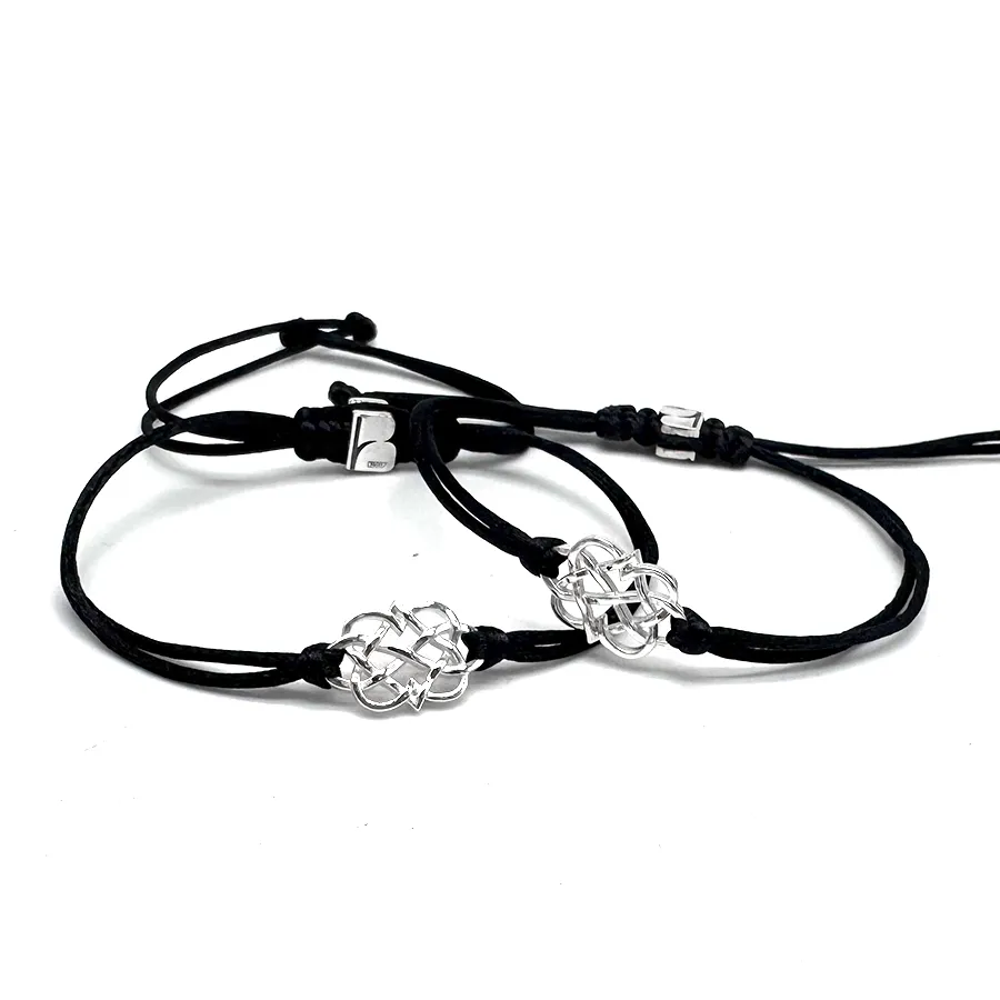 картинка Браслет парный на нити Бесконечность от магазина Beadsbrand