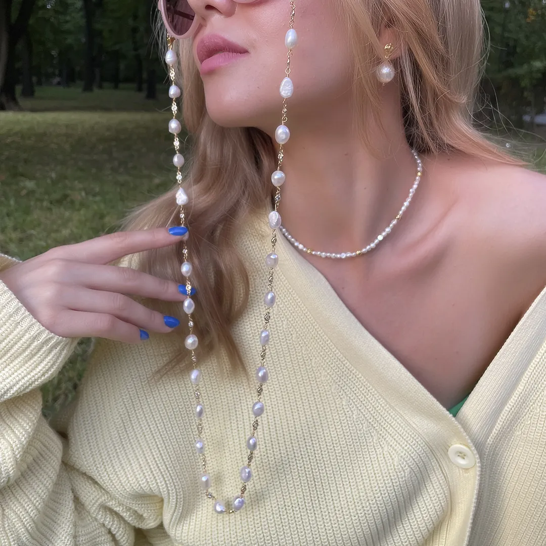 картинка Держатель для очков из барочного жемчуга от магазина Beadsbrand