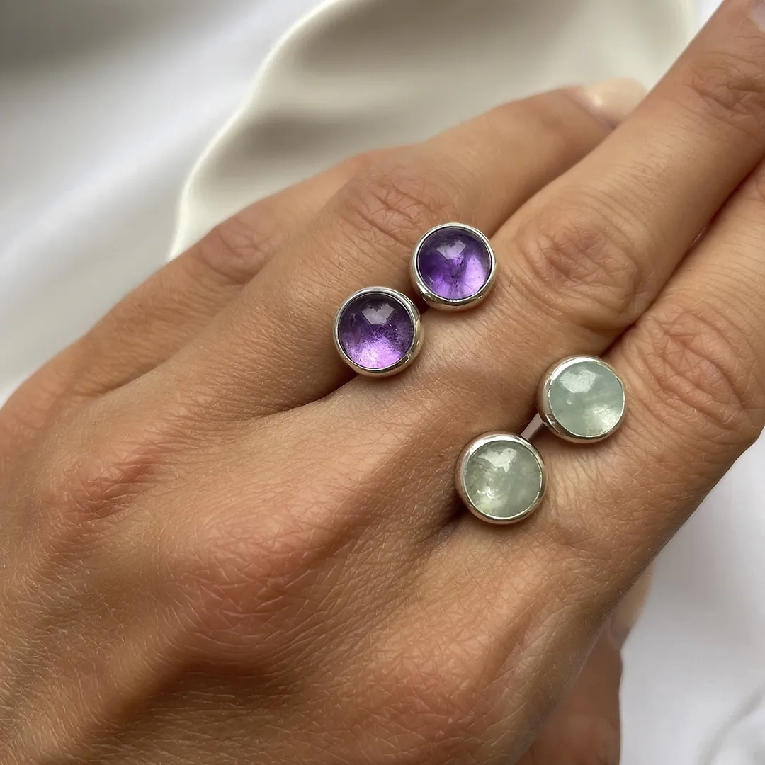 картинка Женские серьги пусеты с аквамарином от магазина Beadsbrand