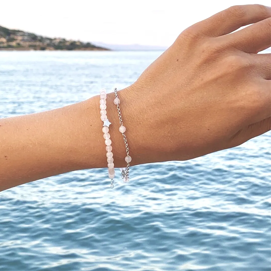 картинка Женский браслет из розового кварца на цепочке от магазина Beadsbrand