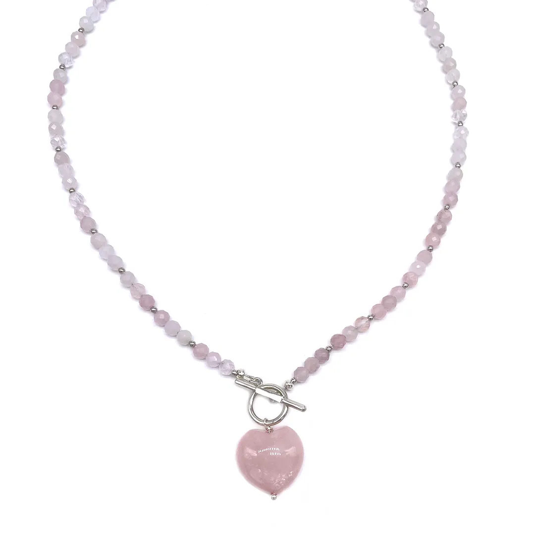 картинка Женское колье из розового кварца Сердце от магазина Beadsbrand