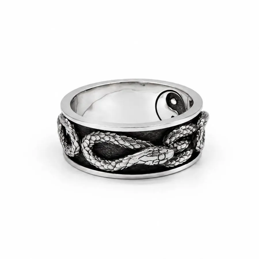 картинка Мужское кольцо Змея от магазина Beadsbrand